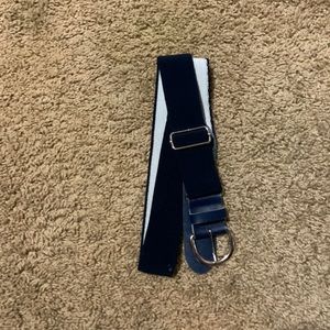 Women’s navy softball belt